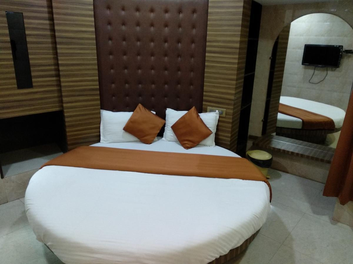 Hotel Karishma Mumbai Exterior foto